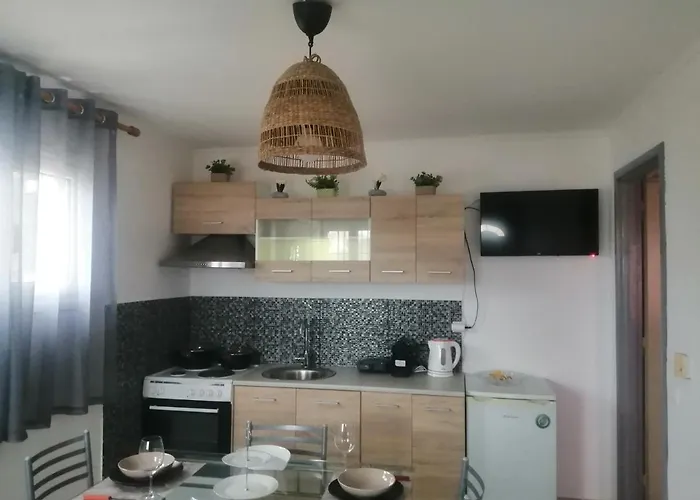 White House Monemvasía